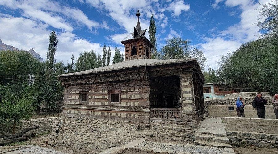 Amburiq Mosque