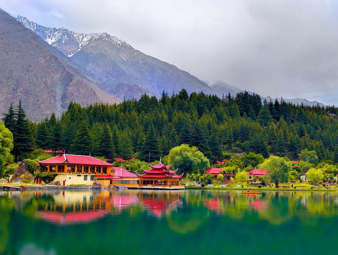 Lower Kachura · Shangrila